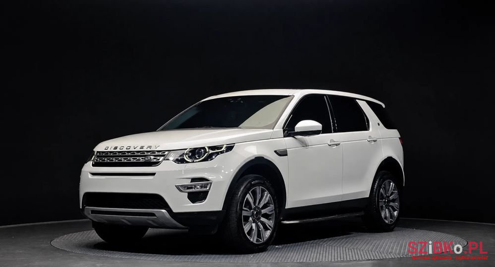2017' Land Rover Discovery 2.0 Td4 Hse photo #1
