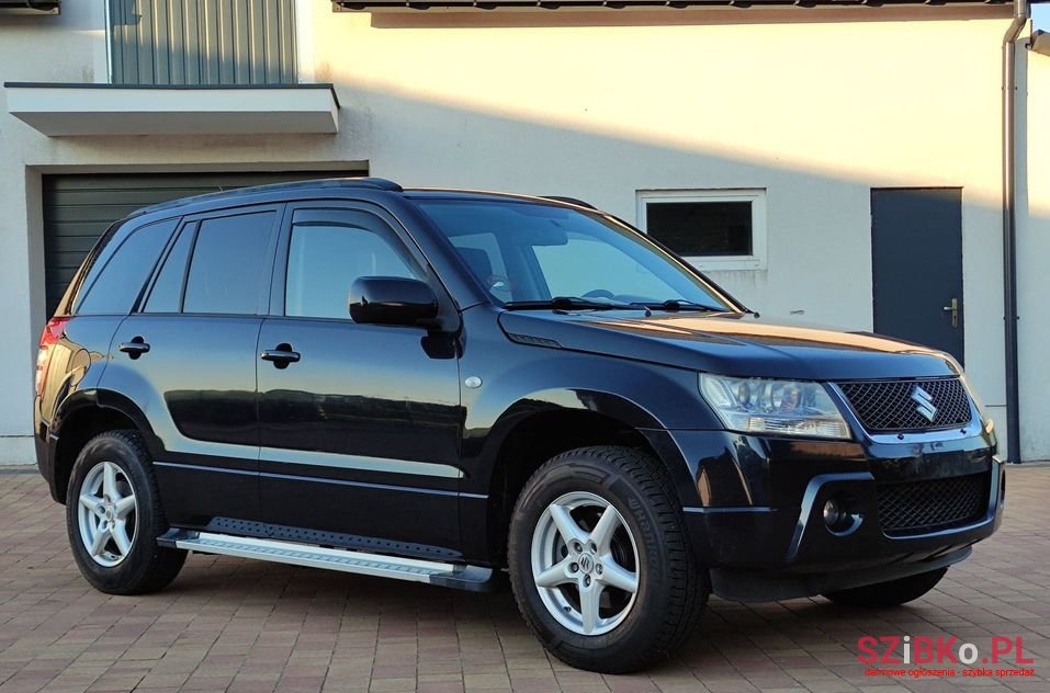 2006' Suzuki Grand Vitara photo #2