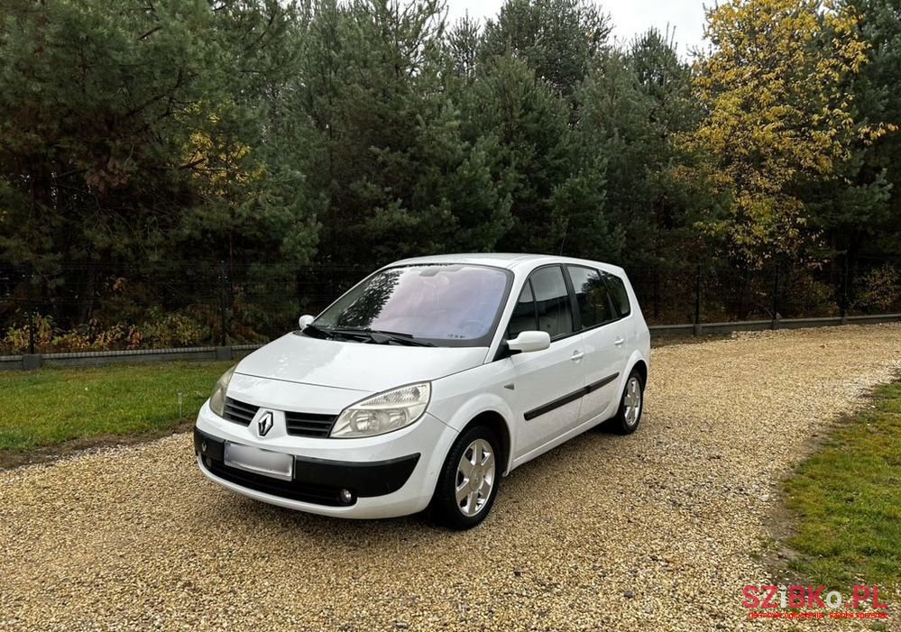 2004' Renault Grand Scenic photo #2