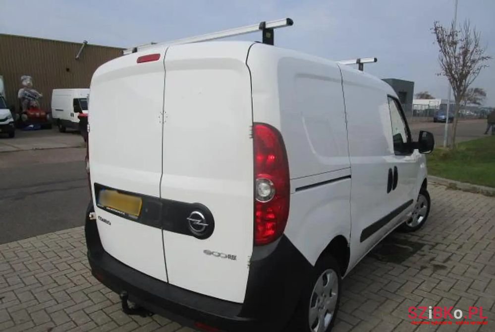 2013' Opel Combo photo #3