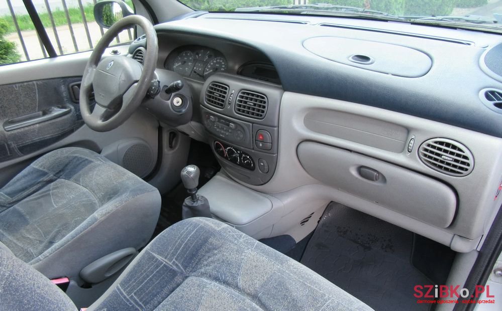2000' Renault Scenic 1.6 16V Expression photo #5