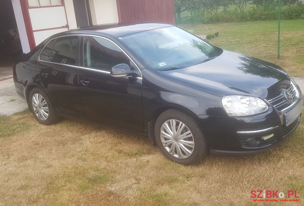 2008' Volkswagen Jetta photo #5