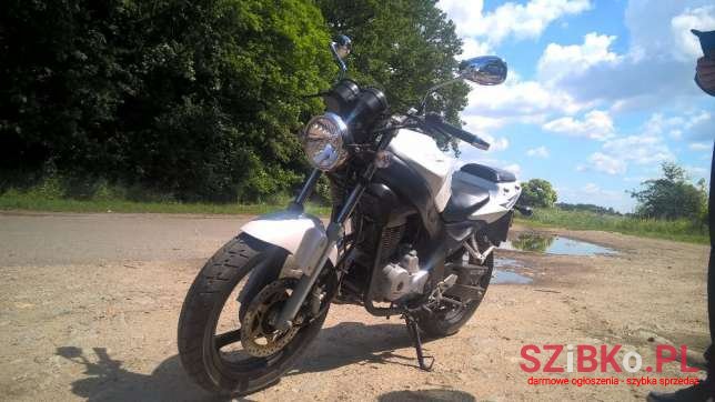 2012' Daelim Roadwin photo #1