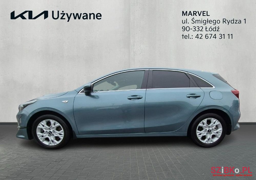 2023' Kia Ceed photo #2