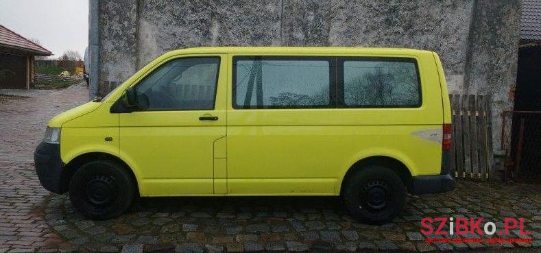2004' Volkswagen T5 photo #2