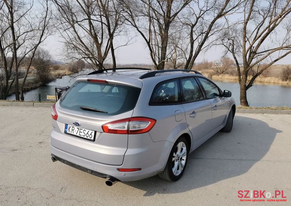 2011' Ford Mondeo photo #5