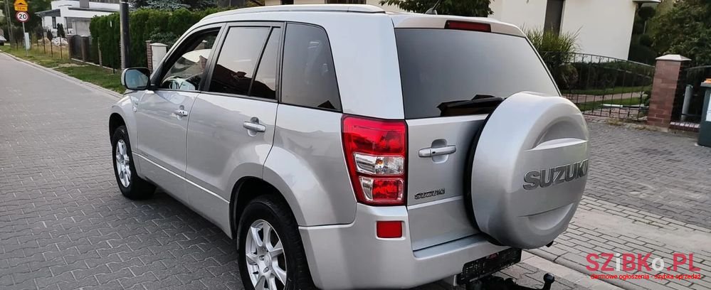 2008' Suzuki Grand Vitara photo #2
