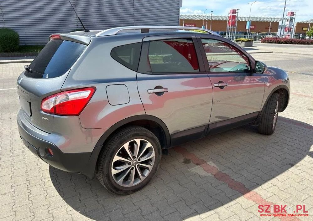 2012' Nissan Qashqai 2.0 4X4 360 Cvt photo #6