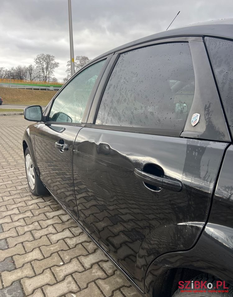 2010' Ford Focus 2.0 Tdci Ghia photo #6