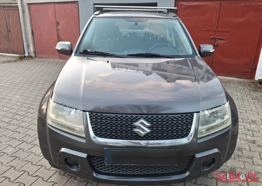 2009' Suzuki Grand Vitara photo #5