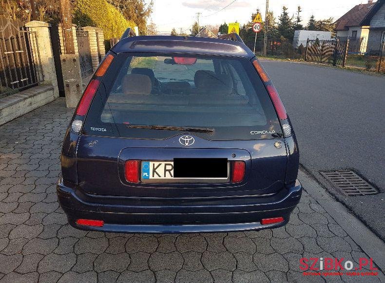 2001' Toyota Corolla photo #1