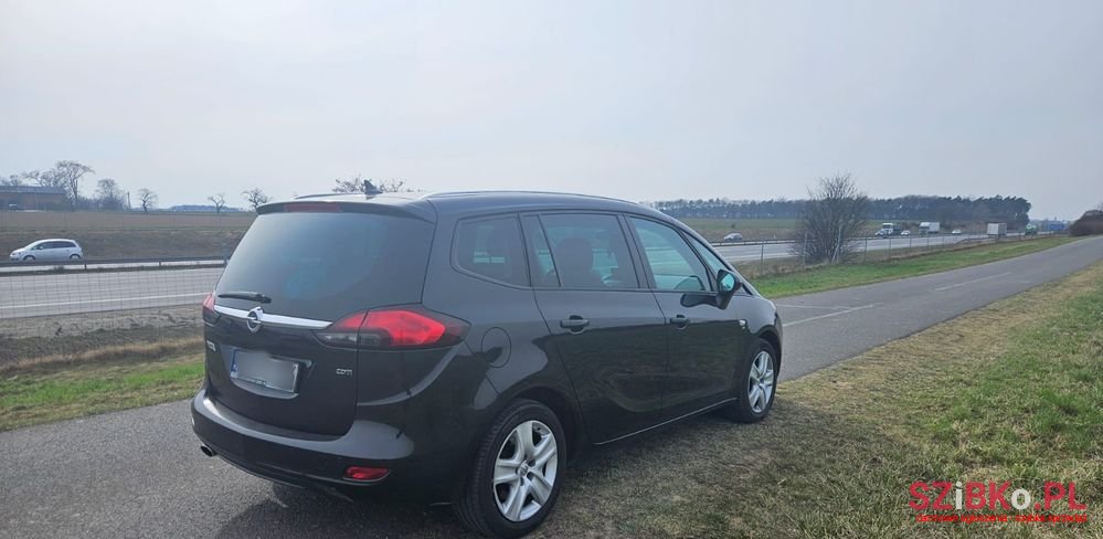 2014' Opel Zafira 2.0 Cdti Cosmo photo #5