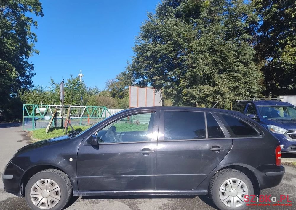2006' Skoda Fabia photo #6