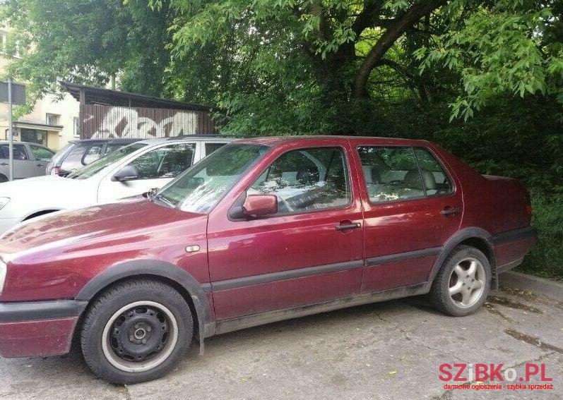 2006' Volkswagen Vento photo #1