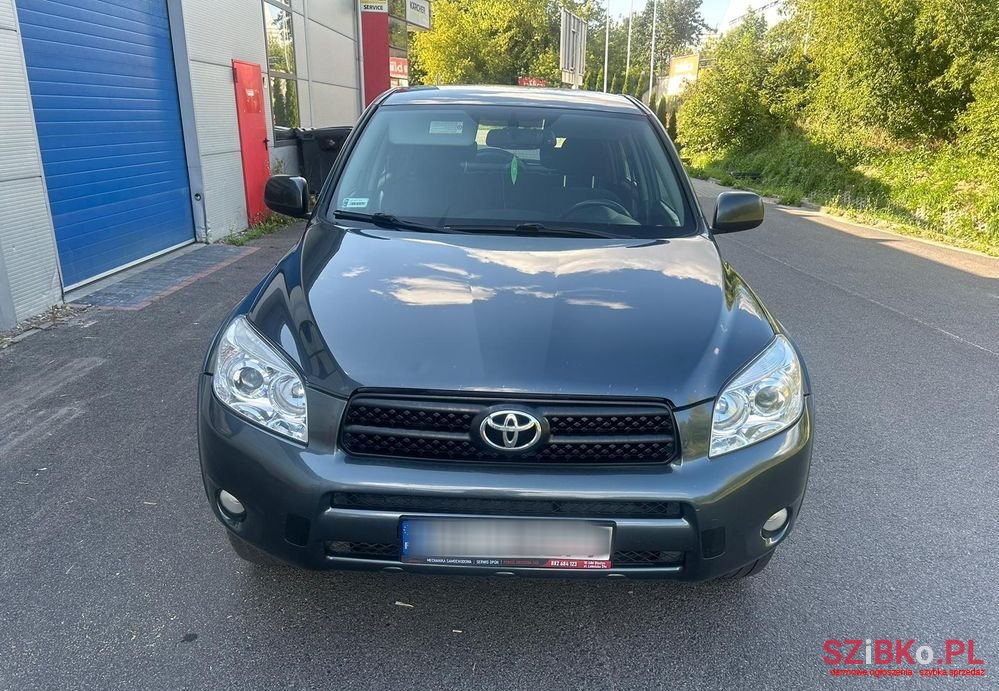 2006' Toyota RAV4 photo #2