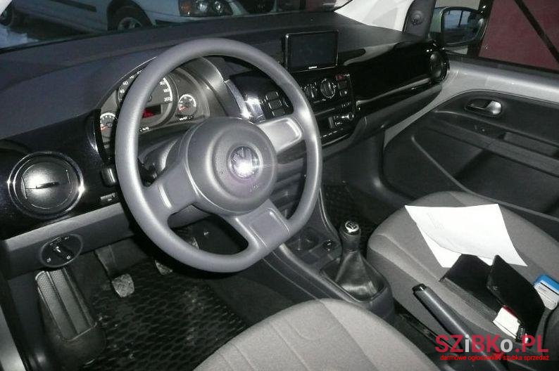 2014' Volkswagen Up photo #4