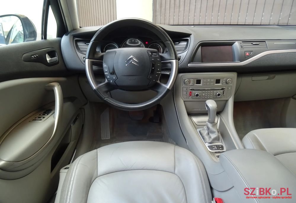 2008' Citroen C5 photo #5