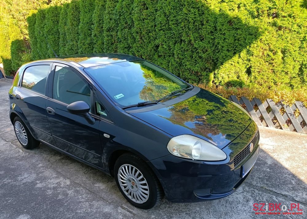 2007' Fiat Grande Punto photo #2