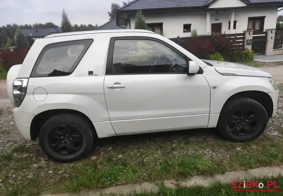 2007' Suzuki Grand Vitara photo #1
