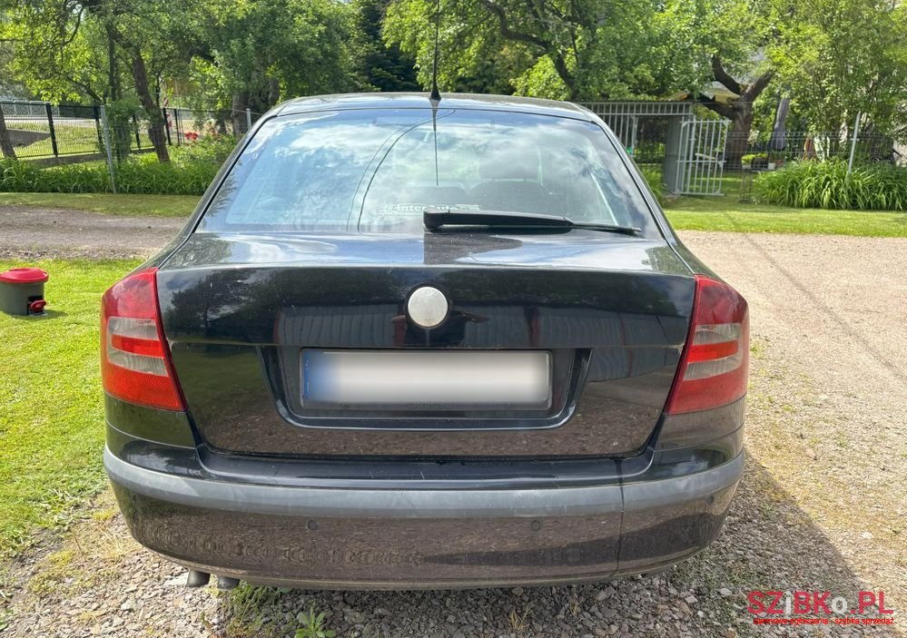 2006' Skoda Octavia photo #2