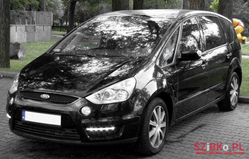 2008' Ford S-Max photo #1