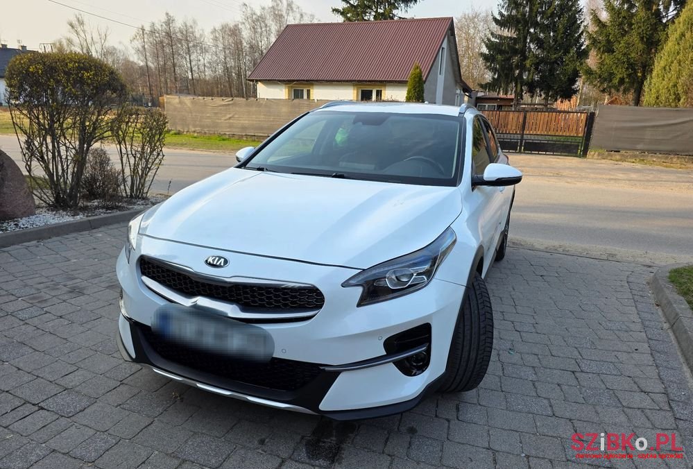 2020' Kia XCeed photo #4