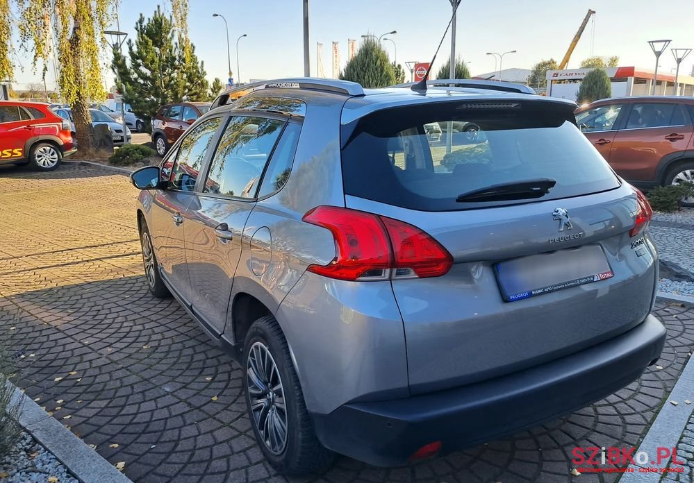 2015' Peugeot 2008 photo #5