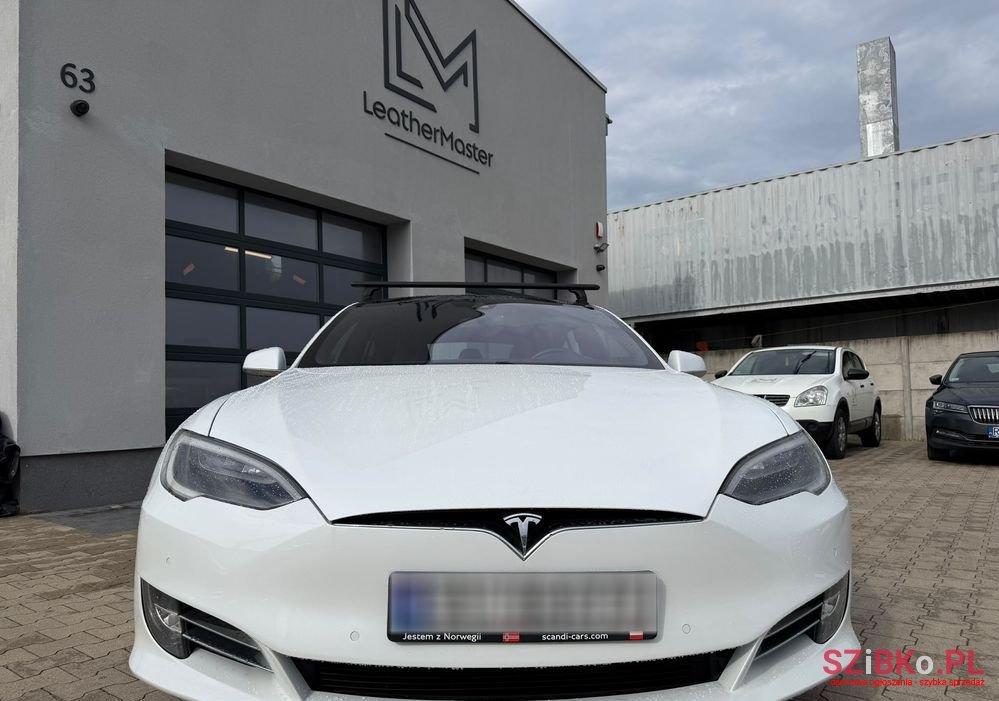 2017' Tesla Model S photo #2