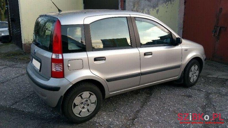 2004' Fiat Panda photo #2