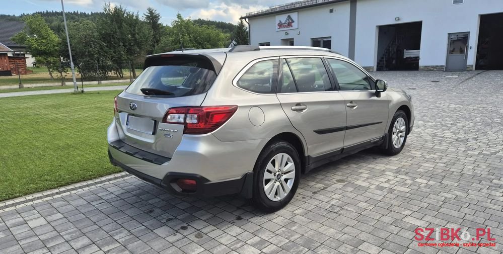 2015' Subaru Legacy photo #4