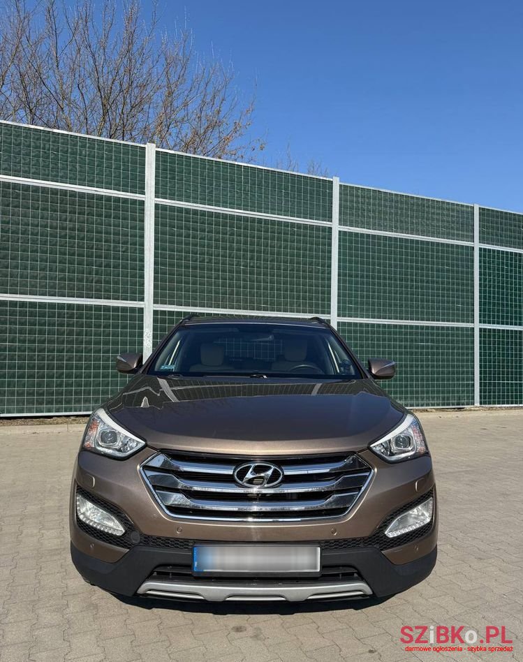 2014' Hyundai Santa Fe photo #1