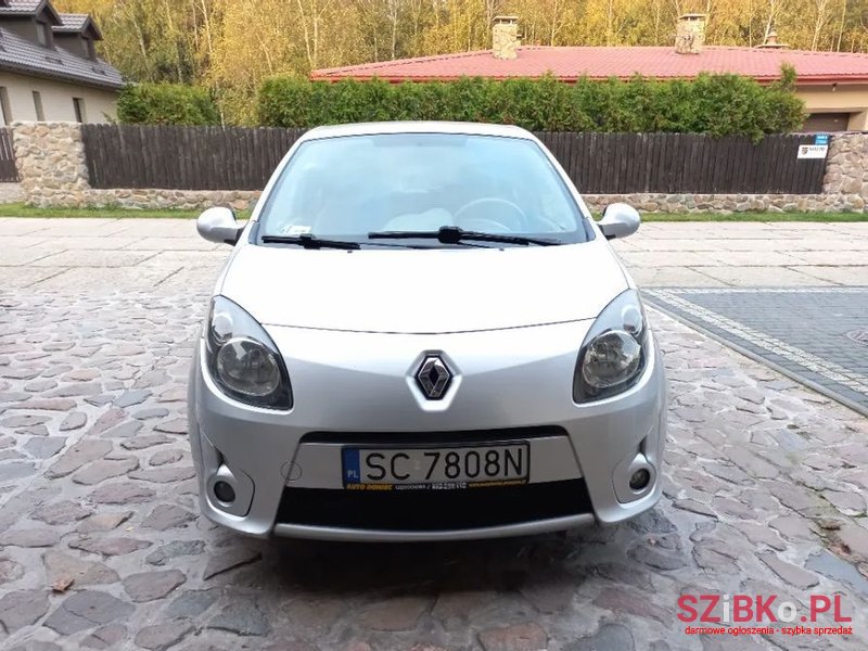 2010' Renault Twingo photo #2