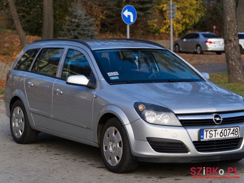 2006' Opel Astra photo #2