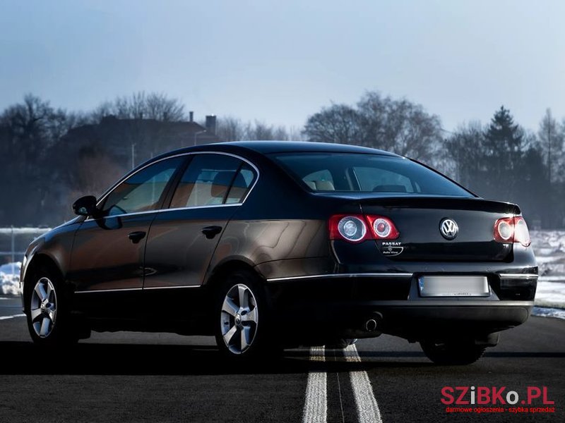 2009' Volkswagen Passat photo #6