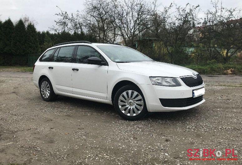 2014' Skoda Octavia photo #2