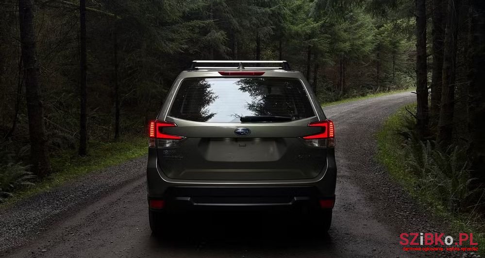 2020' Subaru Forester 2.0X Lineartronic Active+ photo #3