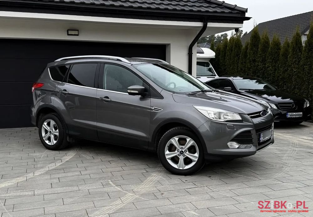 2013' Ford Kuga 2.0 Tdci 2X4 Trend photo #3