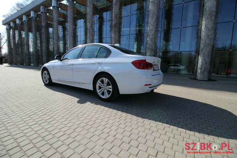 2016' BMW Seria 3 photo #4