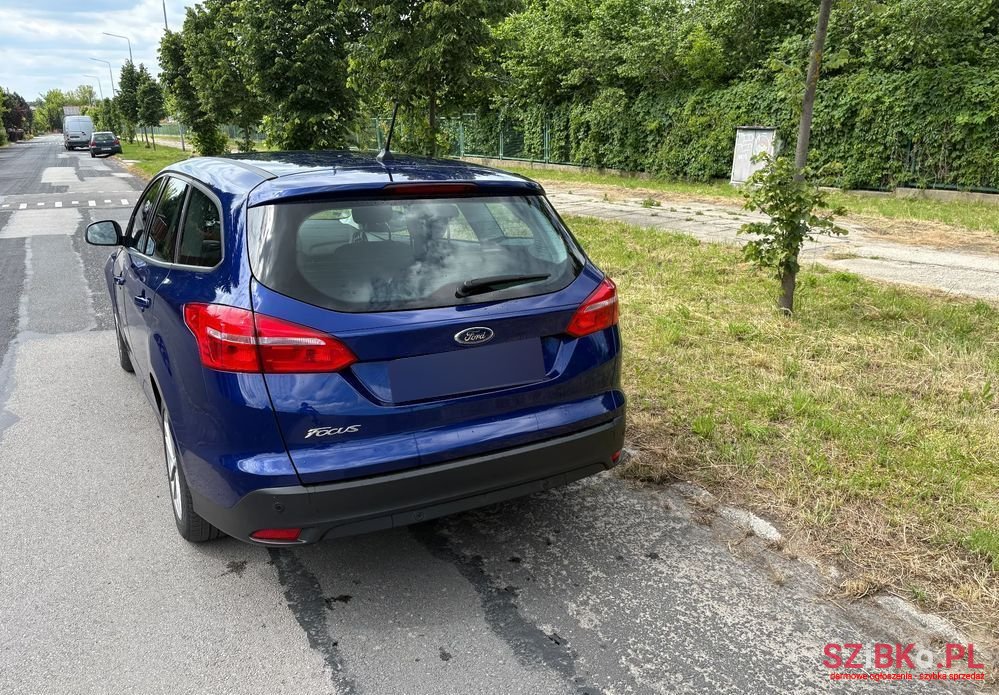 2017' Ford Focus photo #4