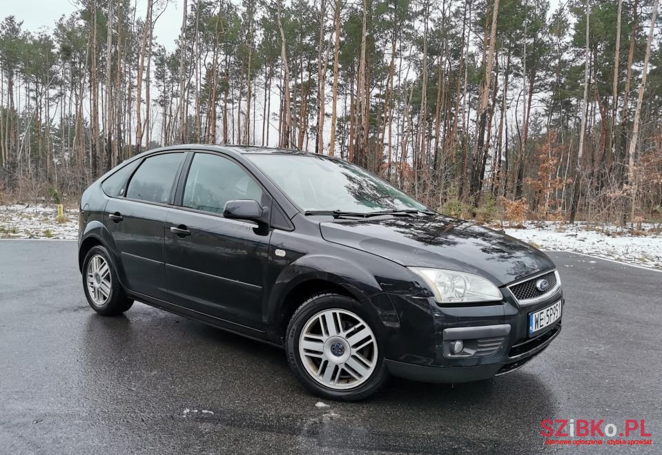 2005' Ford Focus photo #1