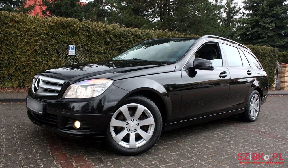 2008' Mercedes-Benz C-Class photo #4