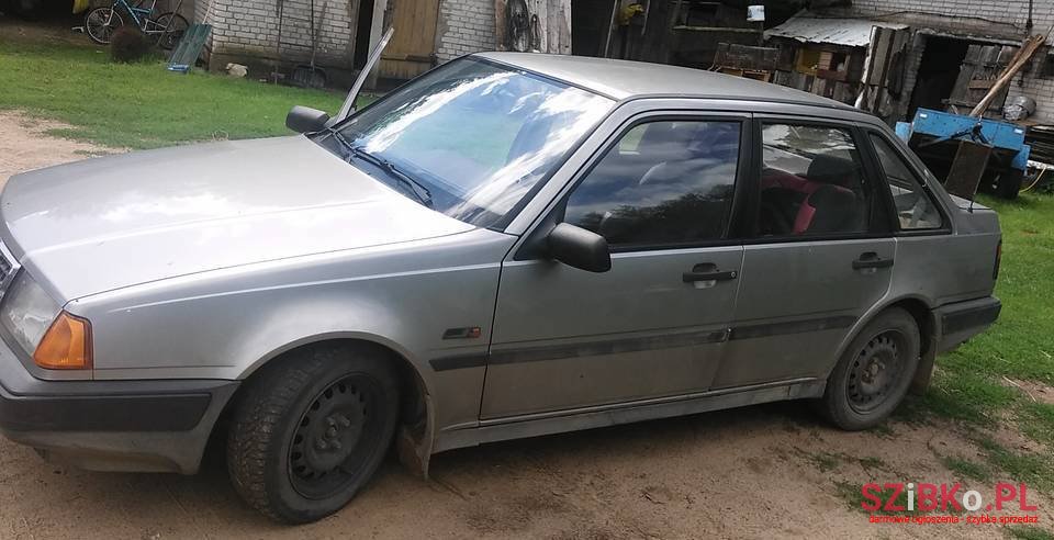 1995' Volvo 440 photo #1