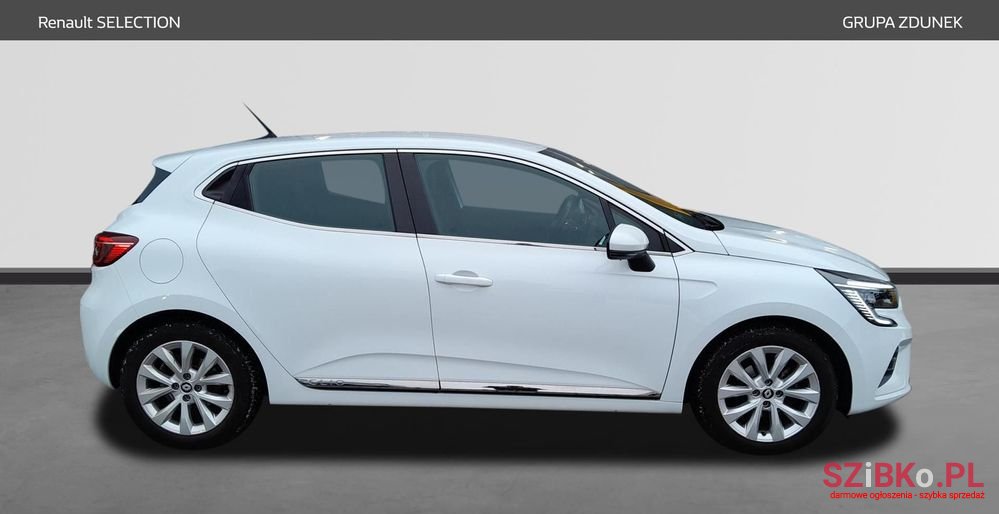 2021' Renault Clio photo #2