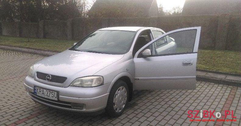 2003' Opel Astra photo #1