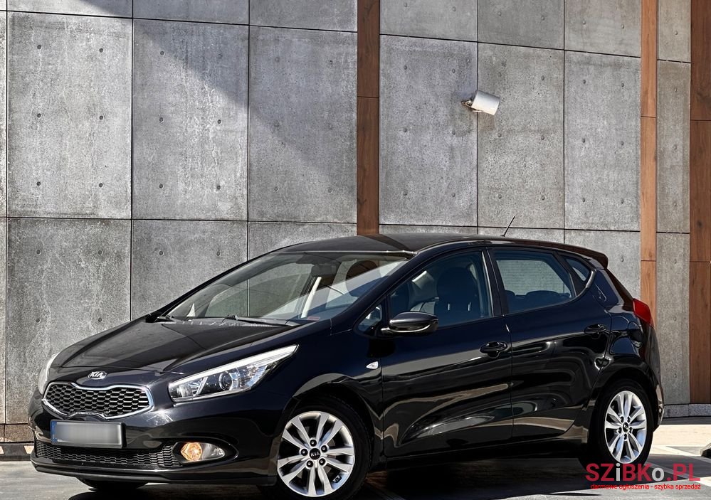 2013' Kia Ceed photo #1