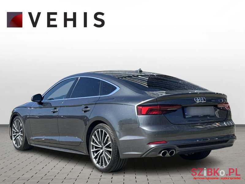 2019' Audi A5 S Tronic photo #3