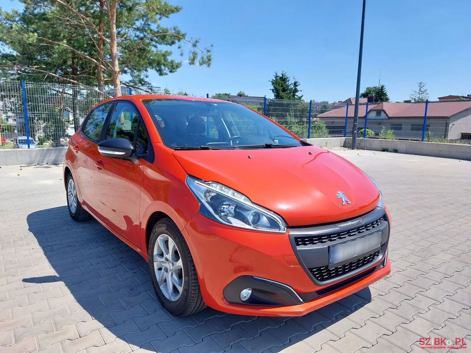 2016' Peugeot 208 photo #1