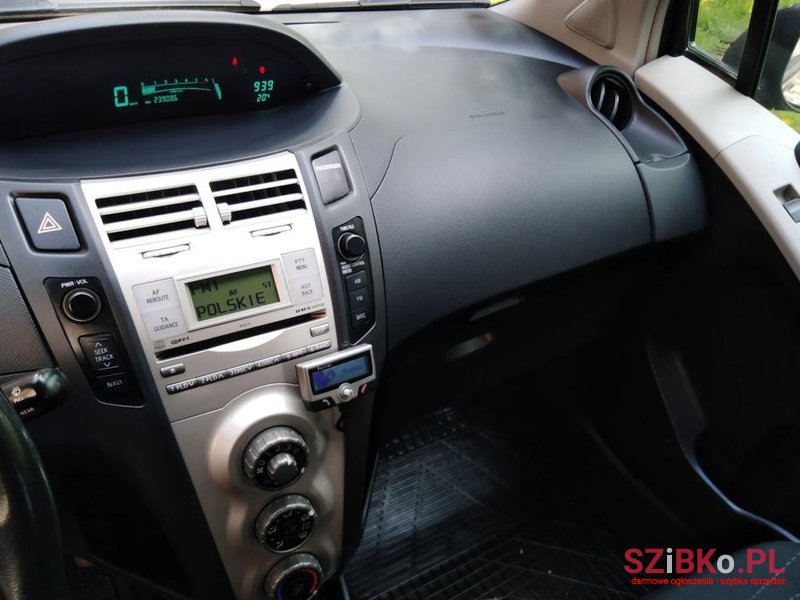 2006' Toyota Yaris 1.4 D-4D photo #6