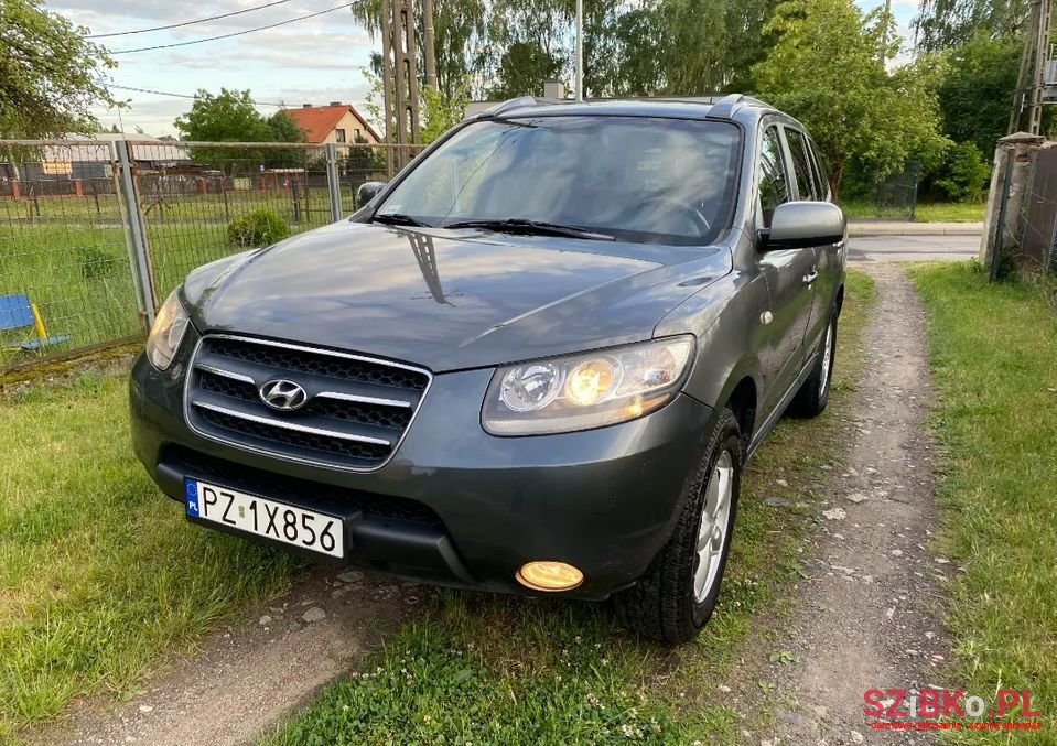 2009' Hyundai Santa Fe photo #1
