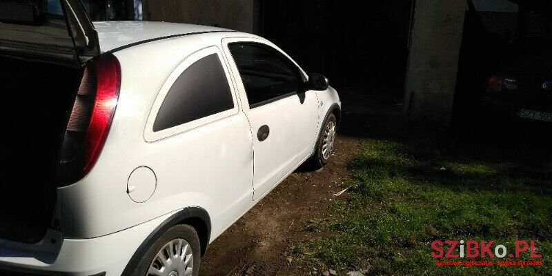 2006' Opel Corsa C photo #1
